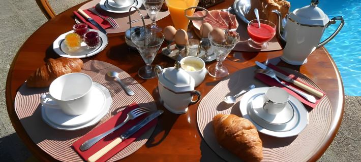 La Passagere Hotels in Allier