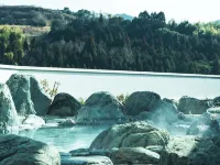 Taqua Hotels in Taku