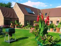 Church Farm Barns Hotels in Old Stratford and Drayton