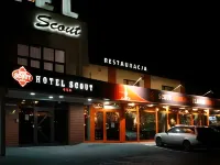 Hotel Scout Hôtels à proximité de : PUB SPORTOWY Stacherczak