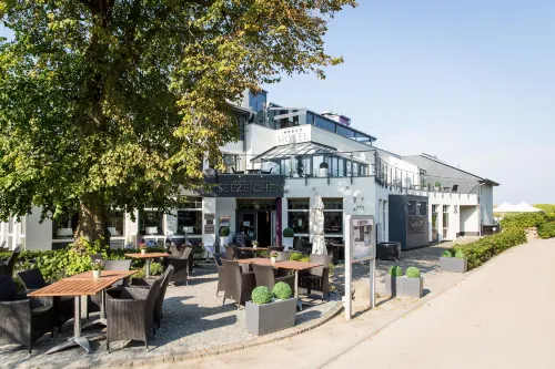 Hotel Künstlerquartier Seezeichen Hotels in Wustrow