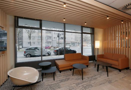 5. 이비스 베를린 ..