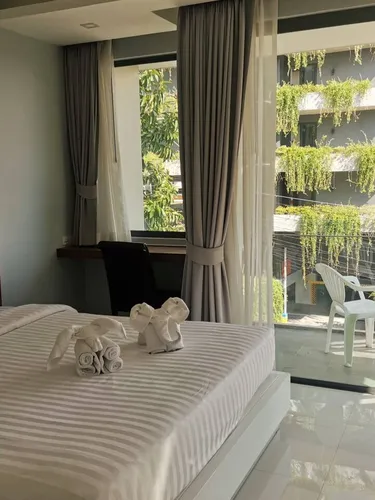 รูปภาพของBright Rawai studio- Condo with pool & parking