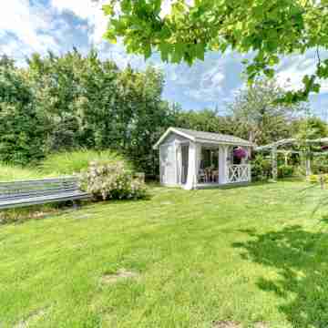 W Starym Sadzie Hotel Exterior