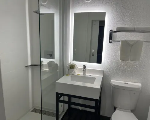The Midtowner Hotel, SureStay Collection by Best Western Photos