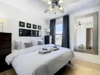 DisneyMansion by AmericanVacationLiving 11Br - 30p