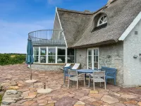 "Herlek" - 450m from the Sea