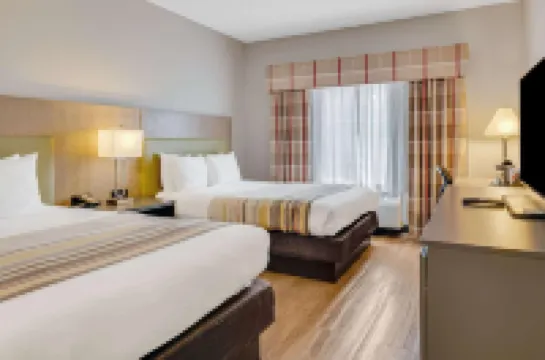 Country Inn & Suites by Radisson, Grand Rapids Airport, MI