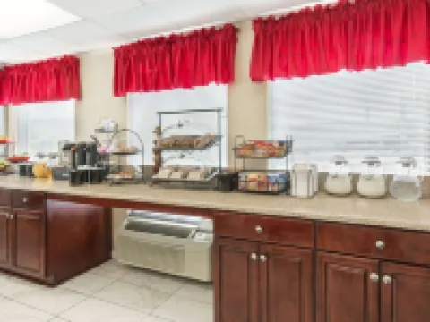 Ramada by Wyndham Pelham Hotels in Pelham