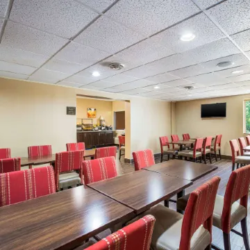 Comfort Inn & Suites Fairborn Near Wright Patterson AFB