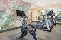 Best Western Plus Howe Inn - Gym
