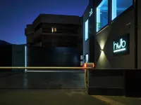 Hub Rooms Hotel dekat Centro Kolbe