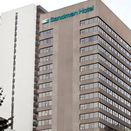 Sandman Signature Calgary Downtown Hotel