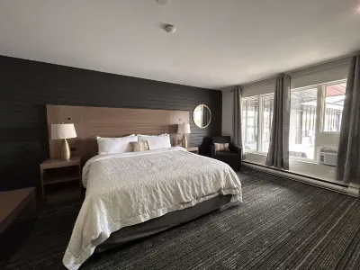 SureStay Hotel by Best Western Kapuskasing Reesor Siding Strike of 1963附近的飯店