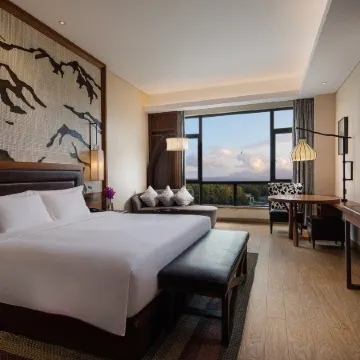 Crowne Plaza RESORT CHANGBAISHAN HOT SPRING by IHG Отели в г. Анту
