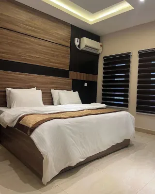Dominion City Guest House Hotels near Emmanuel Baptist Church, Odo Ona, Apata, Ibadan