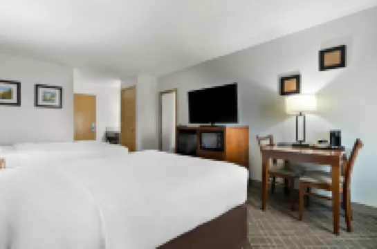 คอมฟอร์ตอินน์ โจเลียตเวสต์ ไอ-80