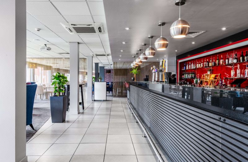 Park Inn by Radisson Peterborough City Center photo 3