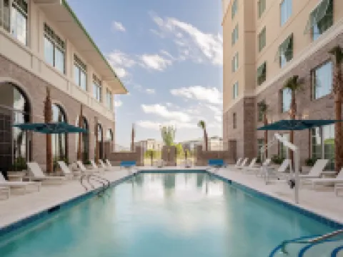 エンバシー スイーツ バイ ヒルトン チャールストン ハーバー マウント プレザント マウント・プレザントのホテル