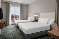 Embassy Suites by Hilton Charleston Harbor Mt. Pleasant فنادق في ماونت بليزانت