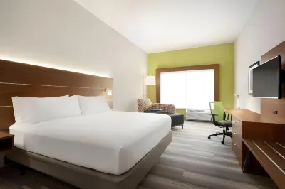 Holiday Inn Express & Suites Cincinnati South - Wilder
