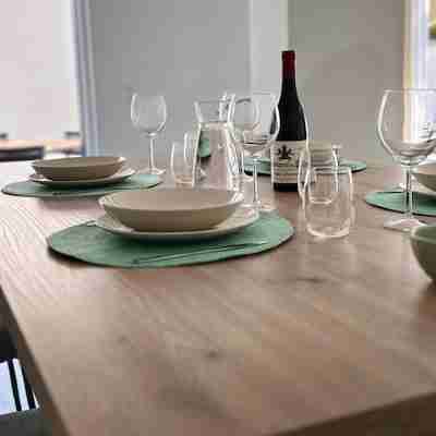 Homely Basel Airport Dining/Meeting Rooms
