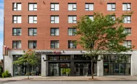 Best Western Plus Hotel Montreal - Park Yeri