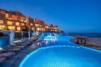 Club Regina Los Cabos - Pools