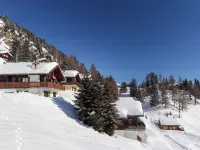 Carpe Diem Hotels in Raron