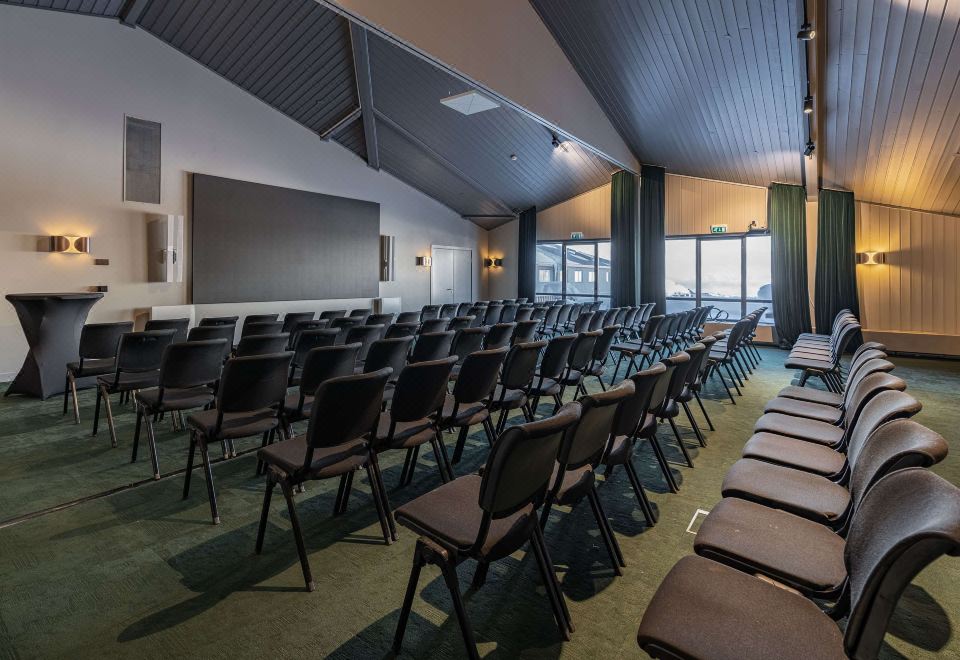 2. 래디슨 블루 폴..