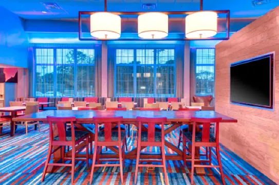 Fairfield Inn & Suites Cape Cod Hyannis