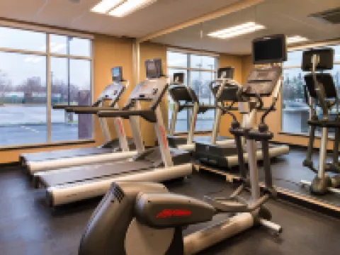 Fairfield Inn & Suites Utica Hotels in Utica