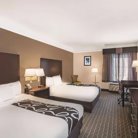 La Quinta Inn & Suites by Wyndham Beaumont West