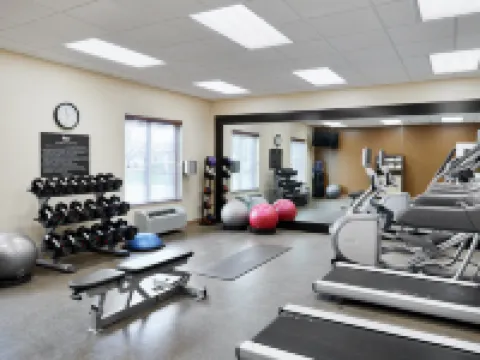 ホームウッド スイーツ バイ ヒルトン シャンペーン - アーバナ シャンペーンのホテル