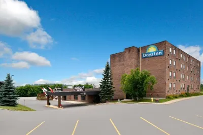 Days Inn by Wyndham Renfrew Conference Centre Hotels in Renfrew