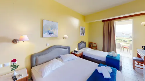 Dedalos Beach Hotel - Strand