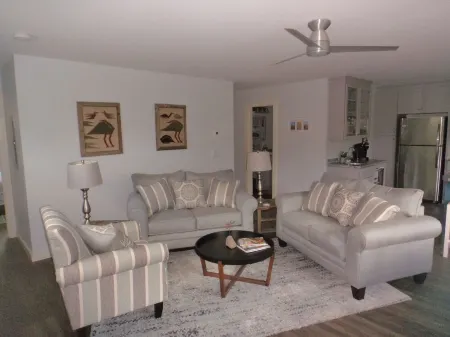 Eight minutes to Sunday River! Two bdrm apartment. Ski, hike, bike & relax.