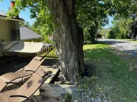 Canandaigua Lake Cottage— to Private Lake Access