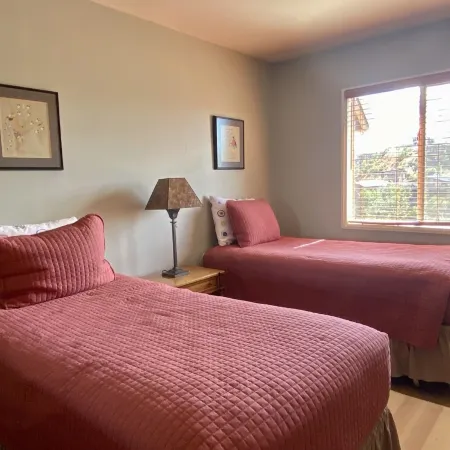 Historic A-Frame Panoramic Red Rock Views!