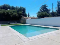 3B2B House Huge Yard Nice Pool BBQ Grill Fire Pit Beautiful View