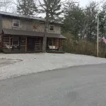Cabin at Woods Creek Lake in East Bernstadt, Ky Beautiful Wooded Views
