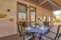 New! Big Deck, Views, Hot Tub, Fire, Game Rm, Open Living, Grill