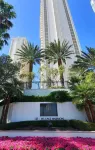 Amazing!! F1 & Strip View-MGM Balcony 1 Bedroom 2Bath Free Valet! No Resort Fees
