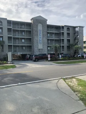 Ocean Front, 2nd Floor Unit with Balcony, 2 Bedroom Sleeps Six - 4 tähden