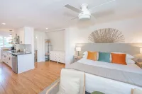 Buena Vista Barn • Modern, Clean & Quiet Hotels near Deer Park Monastery