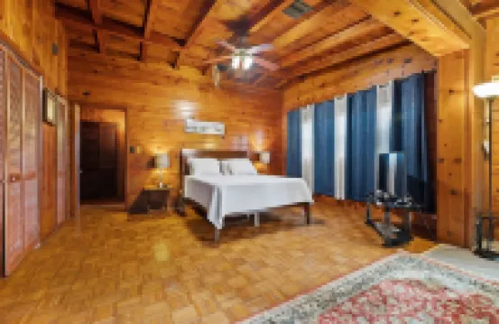 Miami Oasis with Pool Near Shops and Beaches Hotels near Oleta River State Park