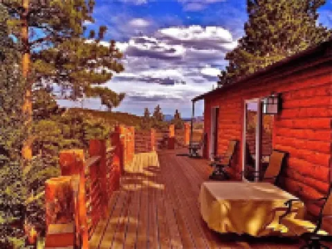 Fawn Haven Cabin Bailey Colorado Huge Deck with View and 1 Acre Fenced Dog Run Hotels in Bailey