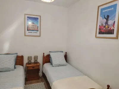 THE HOLIDAYS Hotel dekat Rihoult Clairmarais Forest