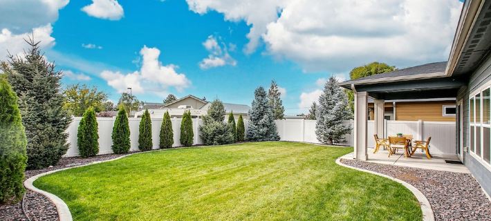 2 Adjacent Modern Homes - Sleep 16-20 - Near Shops, Dining, Parks, Entertainment Hotels in Ada County
