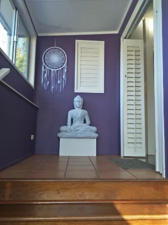 At the Centre of Gallery Walk, Tamborine Mountain